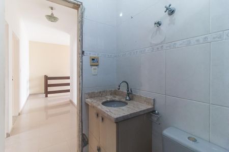 Casa para alugar com 180m², 3 quartos e 4 vagas Casa para alugar com 180m², 3 quartos e 4 vagasBanheiro