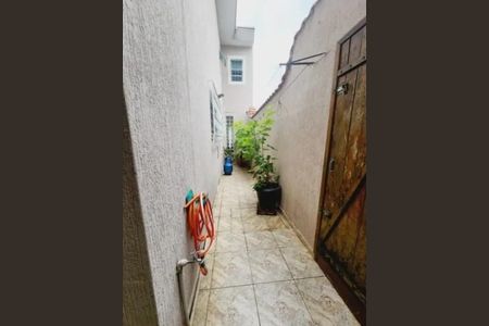 Casa à venda com 200m², 2 quartos e 1 vaga