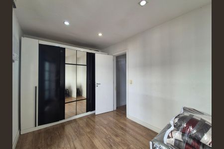 Casa de condomínio à venda com 200m², 3 quartos e 2 vagas Casa de condomínio à venda com 200m², 3 quartos e 2 vagasQuarto 1