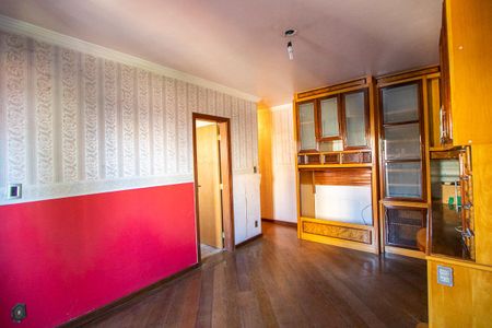 Apartamento à venda com 200m², 3 quartos e 2 vagas Apartamento à venda com 200m², 3 quartos e 2 vagasQuarto 1 - Suíte