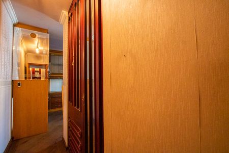 Apartamento à venda com 200m², 3 quartos e 2 vagas Apartamento à venda com 200m², 3 quartos e 2 vagasQuarto 1 - Suíte