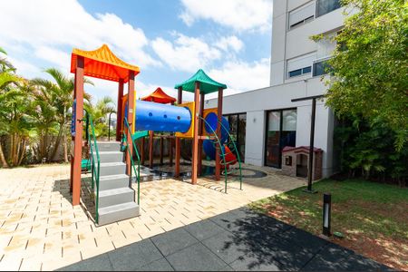 Apartamento à venda com 79m², 2 quartos e 1 vaga Apartamento à venda com 79m², 2 quartos e 1 vagaÁrea Comum - Playground