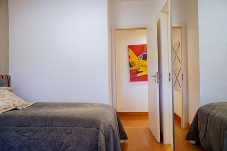 Apartamento à venda com 180m², 4 quartos e 4 vagasSuíte 3