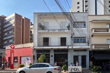 Apartamento à venda com 135m², 2 quartos e sem vaga Apartamento à venda com 135m², 2 quartos e sem vagaFachada