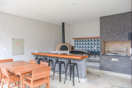 Apartamento à venda com 43m², 2 quartos e 1 vaga Apartamento à venda com 43m², 2 quartos e 1 vagaÁrea comum - Churrasqueira