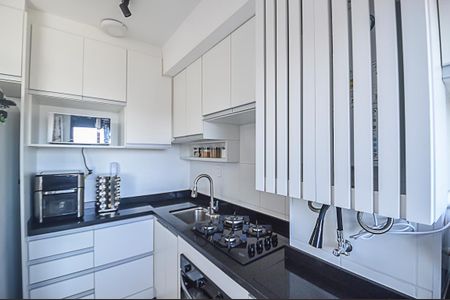 Apartamento à venda com 43m², 2 quartos e 1 vaga Apartamento à venda com 43m², 2 quartos e 1 vagaCozinha e Área de Serviço