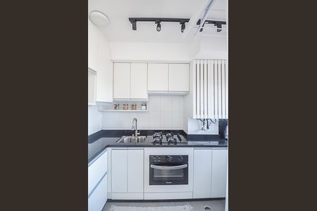 Apartamento à venda com 43m², 2 quartos e 1 vaga Apartamento à venda com 43m², 2 quartos e 1 vagaCozinha e Área de Serviço