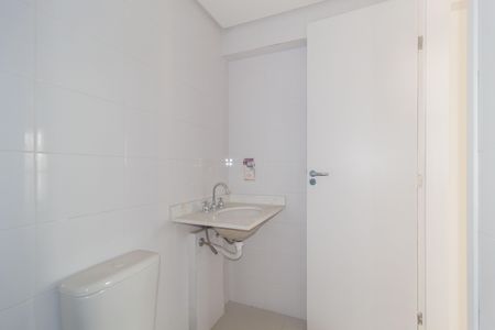 Apartamento à venda com 77m², 3 quartos e 2 vagasBanheiro Social