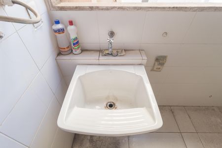 Apartamento à venda com 77m², 3 quartos e 2 vagasÁrea de Serviço