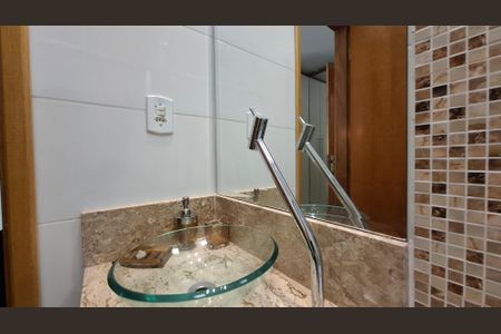 Casa de condomínio à venda com 120m², 2 quartos e 1 vaga Casa de condomínio à venda com 120m², 2 quartos e 1 vagaBanheiro Suíte 1