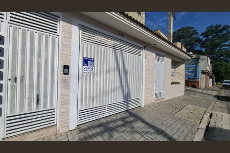 Casa de condomínio à venda com 120m², 2 quartos e 1 vaga Casa de condomínio à venda com 120m², 2 quartos e 1 vagaFachada
