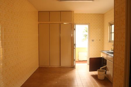 Casa à venda com 320m², 3 quartos e 4 vagasCozinha