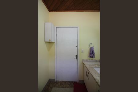 Casa à venda com 380m², 3 quartos e 4 vagasBanheiro Social 1