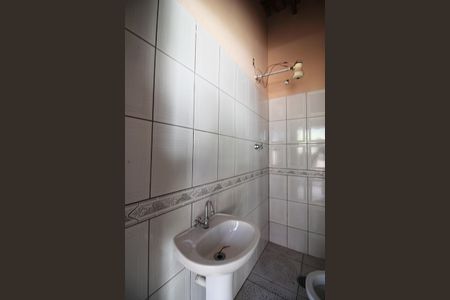 Casa à venda com 380m², 3 quartos e 4 vagasBanheiro de Serviço