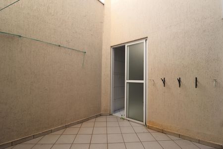 Apartamento à venda com 100m², 3 quartos e 2 vagasQuintal