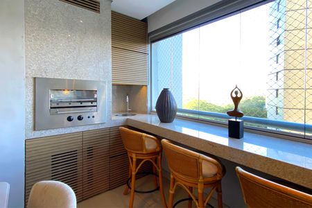 Apartamento à venda com 115m², 3 quartos e 2 vagas Apartamento à venda com 115m², 3 quartos e 2 vagasEspaço Gourmet