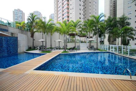 Apartamento à venda com 115m², 3 quartos e 2 vagas Apartamento à venda com 115m², 3 quartos e 2 vagasÁrea comum - Piscina