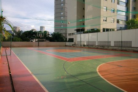 Apartamento à venda com 115m², 3 quartos e 2 vagas Apartamento à venda com 115m², 3 quartos e 2 vagasÁrea comum - Quadra