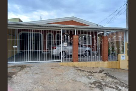 Casa à venda com 197m², 2 quartos e 2 vagas Casa à venda com 197m², 2 quartos e 2 vagasFoto 01