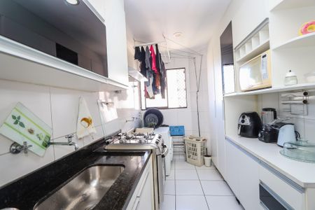 Apartamento à venda com 55m², 2 quartos e 1 vaga Apartamento à venda com 55m², 2 quartos e 1 vagaCozinha