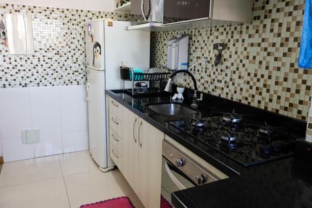 Apartamento à venda com 58m², 2 quartos e 1 vaga Apartamento à venda com 58m², 2 quartos e 1 vagaCozinha