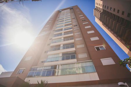 Apartamento à venda com 78m², 3 quartos e 1 vaga Apartamento à venda com 78m², 3 quartos e 1 vagaFachada