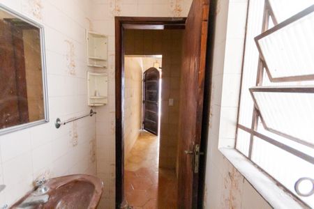 Casa à venda com 85m², 2 quartos e 1 vagaBanheiro Social