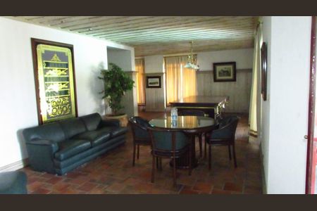 Apartamento à venda com 226m², 3 quartos e 3 vagas