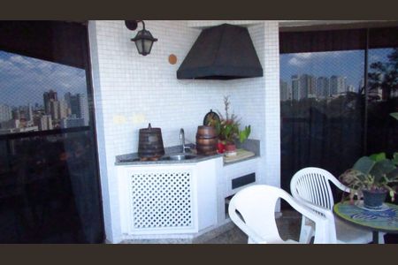 Apartamento à venda com 226m², 3 quartos e 3 vagas