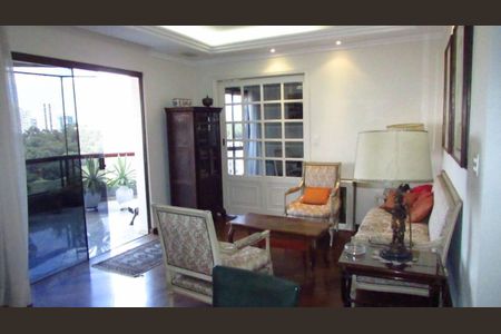 Apartamento à venda com 226m², 3 quartos e 3 vagas