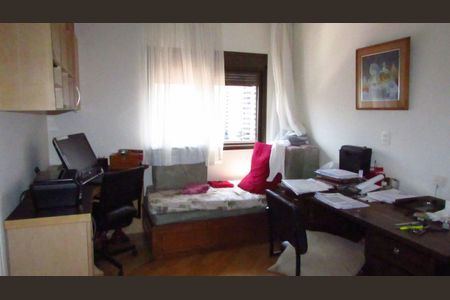 Apartamento à venda com 226m², 3 quartos e 3 vagas