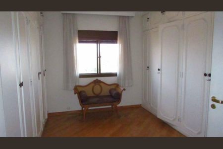 Apartamento à venda com 226m², 3 quartos e 3 vagas