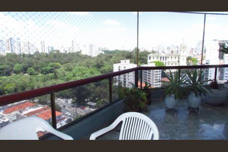 Apartamento à venda com 226m², 3 quartos e 3 vagas