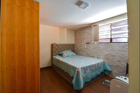 Casa à venda com 99m², 3 quartos e 1 vaga