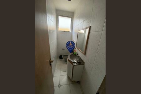 Casa à venda com 185m², 4 quartos e 2 vagas
