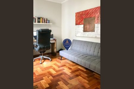 Casa à venda com 225m², 5 quartos e 4 vagas