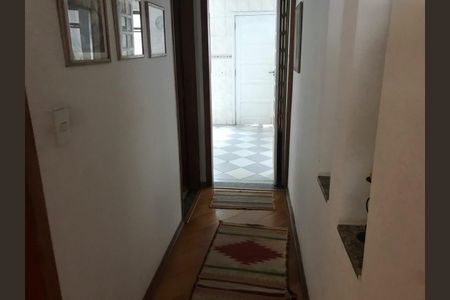 Casa à venda com 200m², 4 quartos e 3 vagas