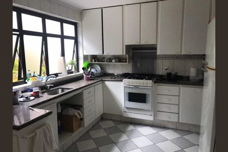 Casa à venda com 200m², 4 quartos e 3 vagas
