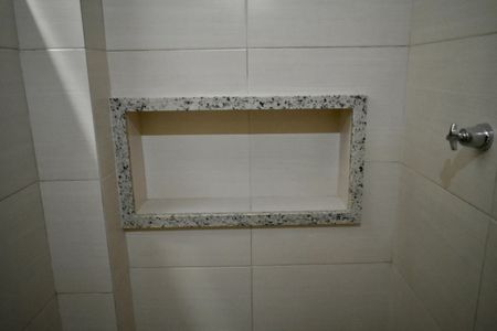 Apartamento à venda com 110m², 2 quartos e 1 vaga Apartamento à venda com 110m², 2 quartos e 1 vagaBanheiro de Serviço