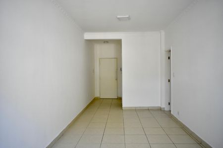 Apartamento à venda com 110m², 2 quartos e 1 vaga Apartamento à venda com 110m², 2 quartos e 1 vagaSala
