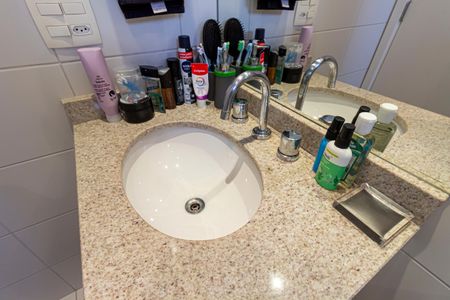 Apartamento à venda com 147m², 3 quartos e 2 vagasBanheiro da Suíte 3