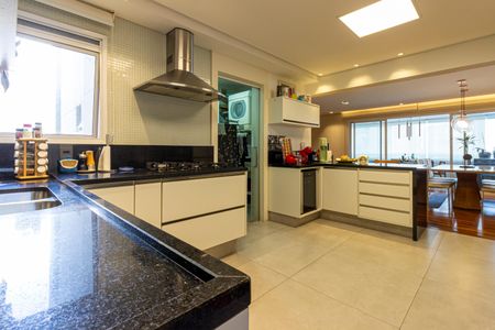 Apartamento à venda com 147m², 3 quartos e 2 vagasCozinha