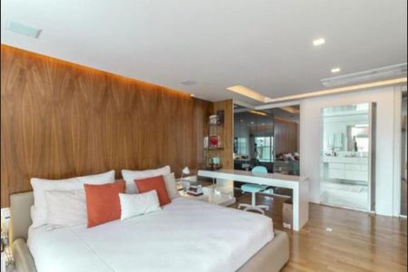 Apartamento à venda com 335m², 4 quartos e 4 vagas Apartamento à venda com 335m², 4 quartos e 4 vagasFoto 18