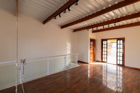 Casa à venda com 182m², 4 quartos e 2 vagas Casa à venda com 182m², 4 quartos e 2 vagasSuíte 4