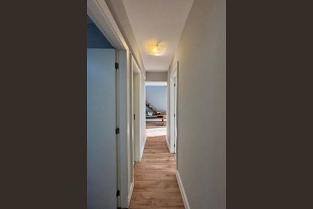 Apartamento à venda com 200m², 3 quartos e 2 vagas Apartamento à venda com 200m², 3 quartos e 2 vagasCorredor