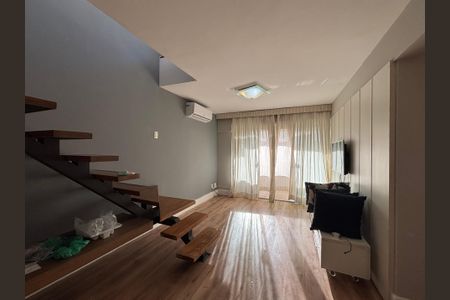 Apartamento à venda com 200m², 3 quartos e 2 vagas Apartamento à venda com 200m², 3 quartos e 2 vagasSala 1
