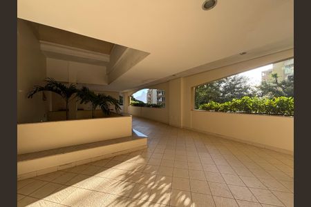 Apartamento à venda com 200m², 3 quartos e 2 vagas Apartamento à venda com 200m², 3 quartos e 2 vagasÁrea comum