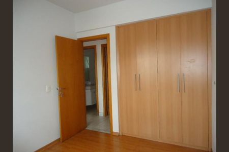 Apartamento à venda com 77m², 3 quartos e 2 vagas
