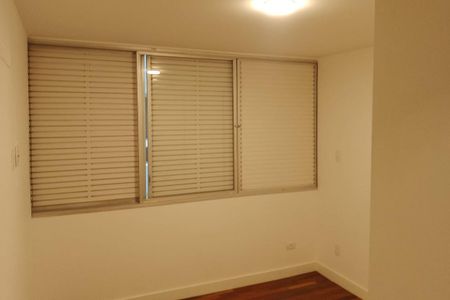 Apartamento à venda com 120m², 4 quartos e 2 vagas