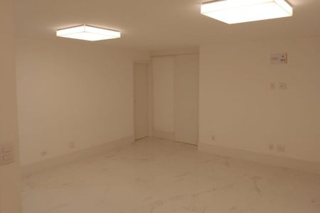 Apartamento à venda com 120m², 4 quartos e 2 vagas